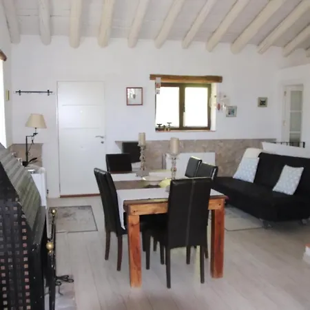 Casa Tatisita Buhardilla Homestay