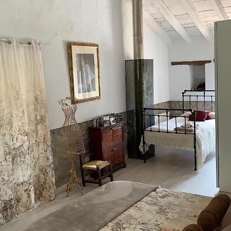 Casa Tatisita Buhardilla Homestay *